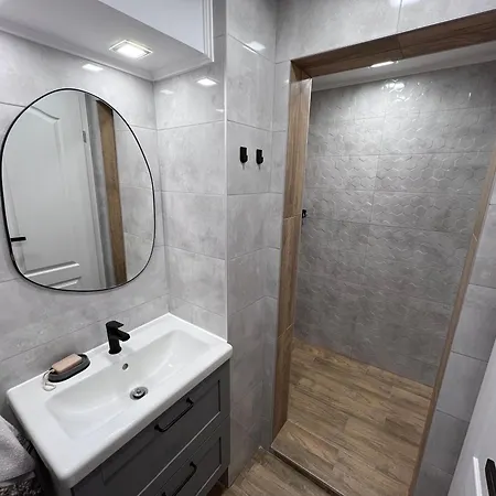 Black Cat Apartment Veliko Tŭrnovo Exterior photo